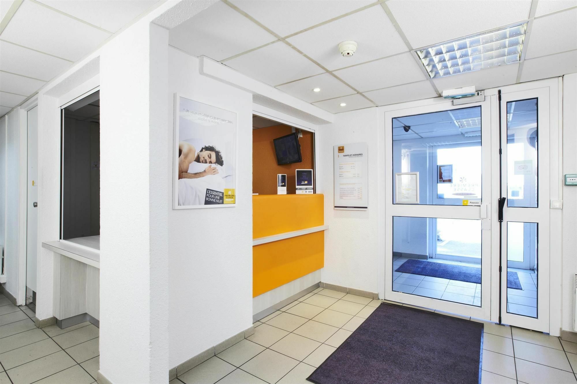 מונטריי Premiere Classe Montreuil מראה חיצוני תמונה Reception area