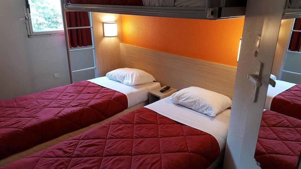 מונטריי Premiere Classe Montreuil מראה חיצוני תמונה A typical room at a B&B